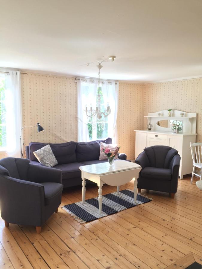 Karlstugan Cottage Vimmerby Exteriör bild