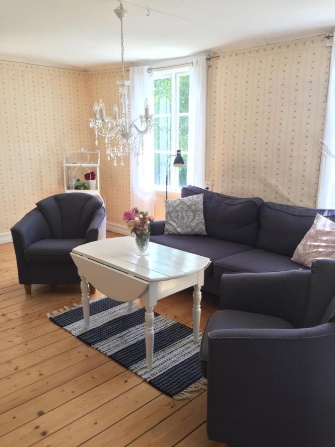 Karlstugan Cottage Vimmerby Exteriör bild